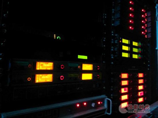 L-AcousticsDiGiCoˇg(ji)o