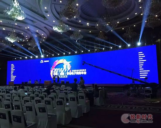 ����̄�(w��)���