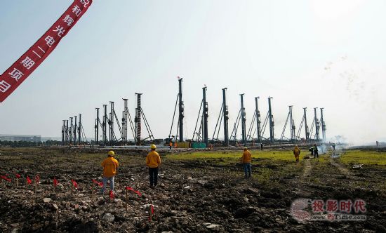 ���x��늵�6��AMOLED���a(ch��n)���Ŀ��ʽ����