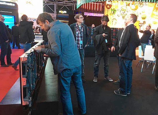 �B�m(x��)������mISEչ�������@ʾ�c������Ҋ