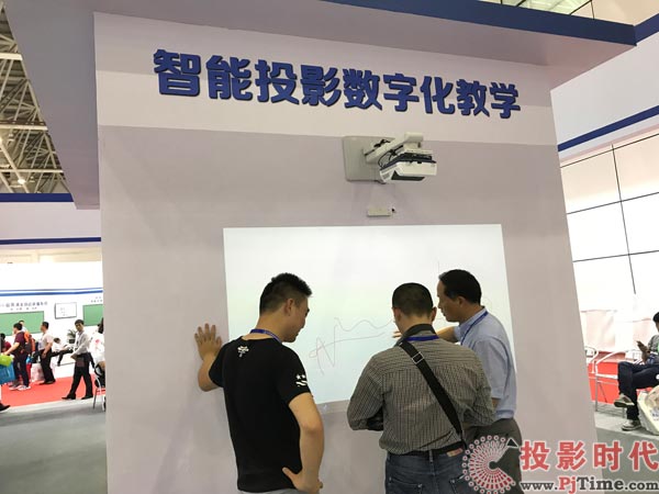 ���ֲ�������ͶӰ���ǻ۽��ҽ�Q�����@�G�������չ