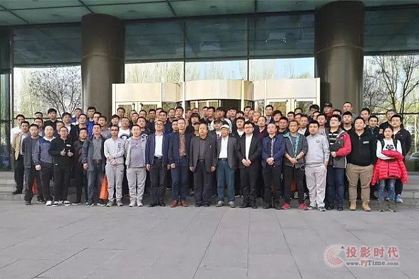 JBL����(sh��)�ֻ��a(ch��n)Ʒ���g(sh��)������(hu��)��ʽ���_��Ļ