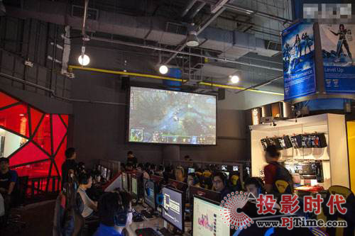 ��(d��ng)�Α�a(ch��n)�I(y��)����LED�@ʾ��