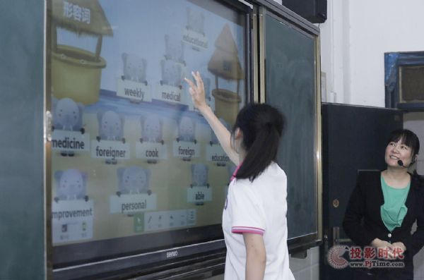 ��ϣ��ʾ��У��������У����Ϣ���̌W(xu��)������