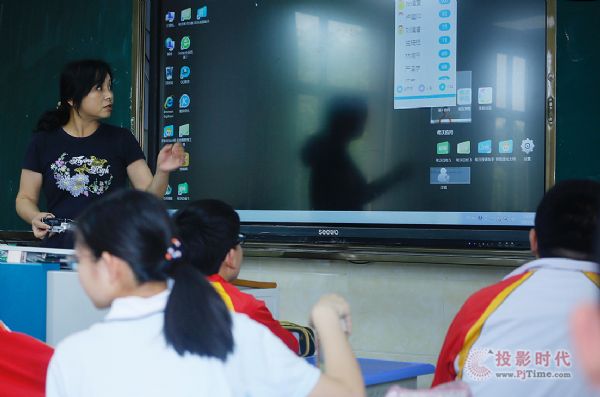 ��ϣ��ʾ��У��������У����Ϣ���̌W(xu��)������