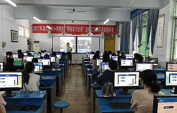 ���˲�7������ ��Խ8�����У��x�ܔ�(sh��)ʮ�f����