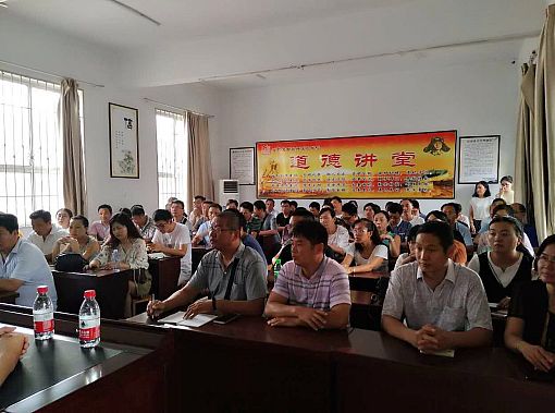 ���˲�7������ ��Խ8�����У��x�ܔ�(sh��)ʮ�f����