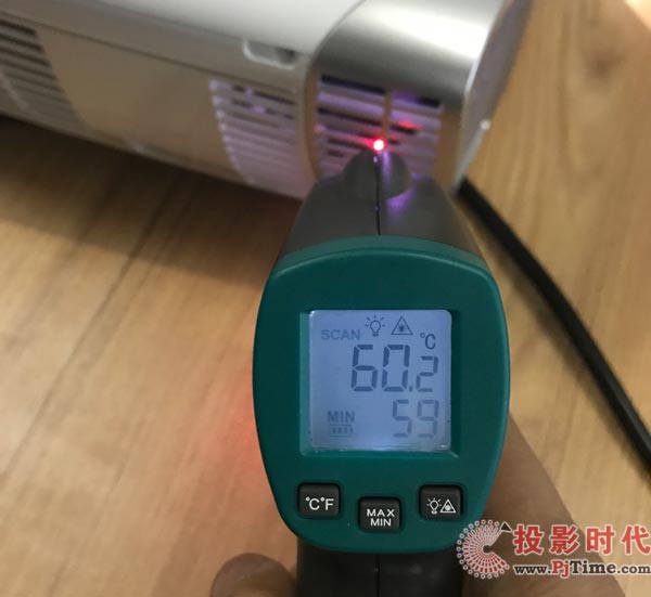 ׌���������܃�(y��u)�|(zh��)Ӱ��������W1120���T������ͶӰ�C�u�y