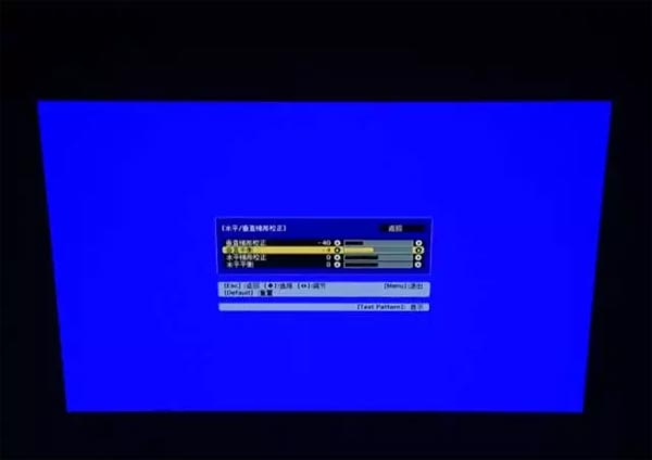 CB-G7000ϵйͶӰC(j)ط㡰롰У