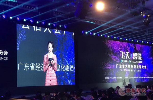 Shure ����2017�Ɨ����(hu��)�V�|�֕�(hu��)