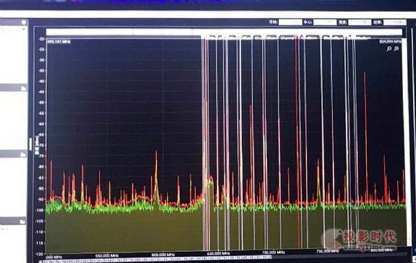 Shure ����2017�Ɨ����(hu��)�V�|�֕�(hu��)