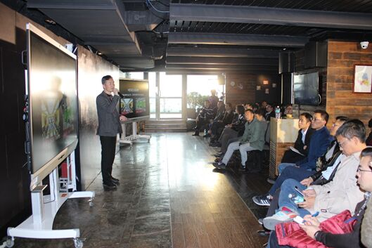 鴻合商用交互平板X9空降上海 魅力勢不可擋