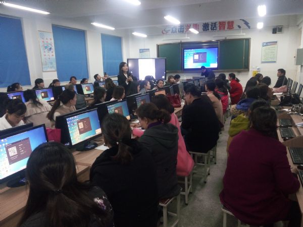 2018ϣ�ְٳ�ǧУ��Ѳ�z���(d��ng)����(d��ng)