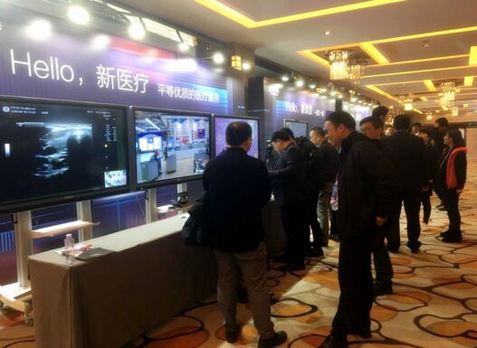 ����ں�������(li��n)��С�~���S�롱���{��