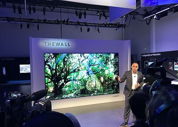 2018���r�̣�С�g��LED�@ʾӭ������S�a(b��)؛����