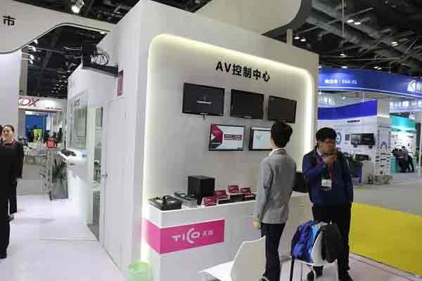 InfoComm2018섓(chung)yhgһwQ