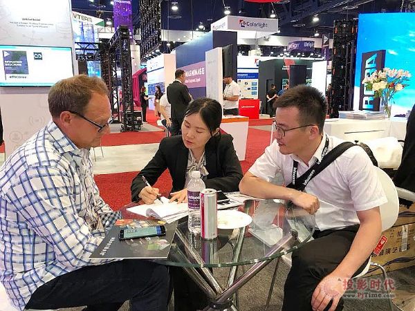 ����InfoCommչح������Ʒ���m(x��)���κ�����