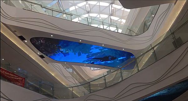 �Ϳ�LED��Ļ����(qi��ng)���M(j��n)�v������Aُ������