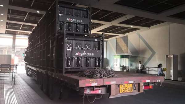 10��6����2000�๫��������ɭ���������(w��)����ÿһ����������ِ��