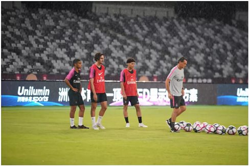 �����w���@ҫ2018��������(j��)����܊֮ҹ��