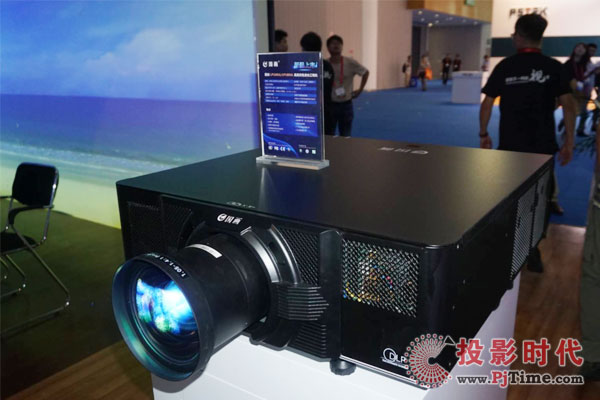 кyȫϵмͶӰC(j)ɶInfoComm China 2018