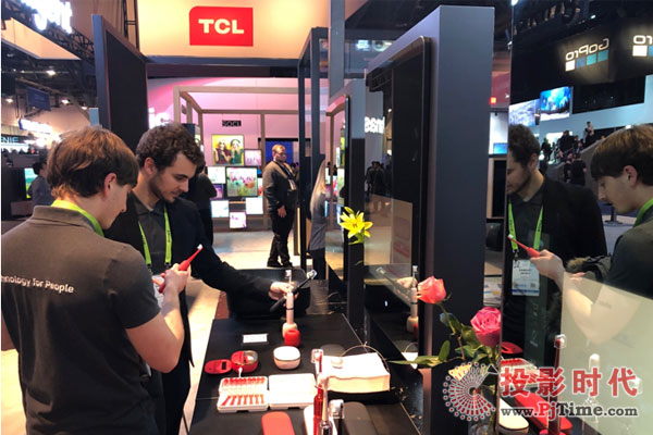 4K�ٳ���4����TCL��ƷX10 QLED 8K TV����CESչ