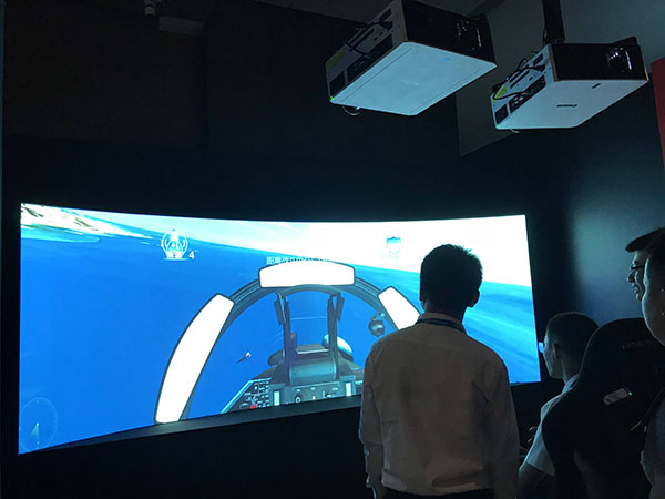 Infocomm China 2019ͶӰչʾN(yng)