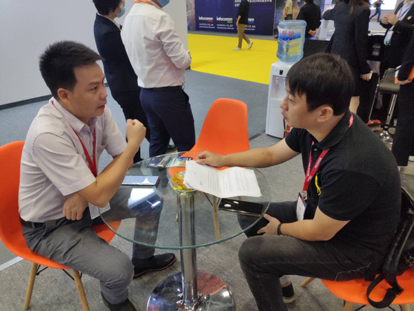 ����ɭ�a(ch��n)Ʒ��(j��ng)��������������ͶӰ�r(sh��)���W(w��ng)��(d��)�Ҍ��L