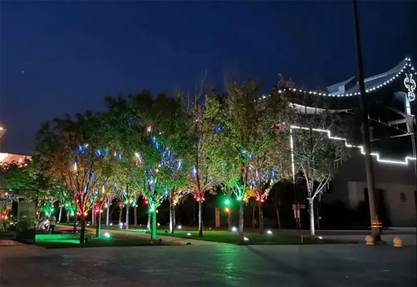 ���������A������(hu��)չ�����������c(di��n)��ʯ���f��ҹɫ��