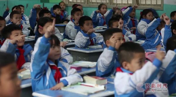 �|����ԭ���������M(j��n)܇(ch��)��С�W(xu��) ��ٛ(z��ng)��Ӱװ��ͶӰ�C(j��)