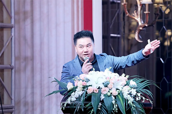 ����ͬ�޾۰��񣬰˷�����ҫ�س�ح����2021���M���Ĵ�վ¡�����_