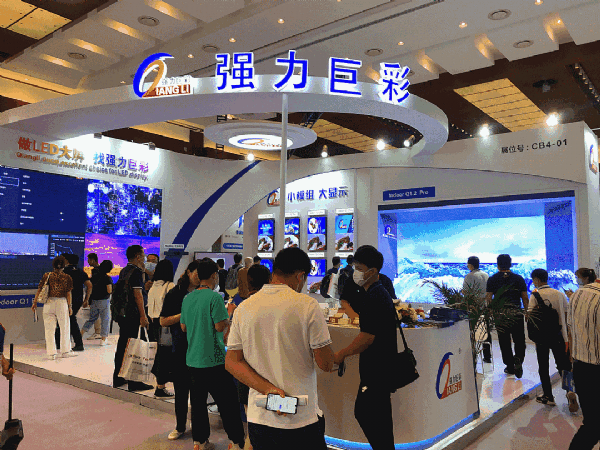 ����ֱ��������(qi��ng)���޲�ҕ�X(ju��)ʢ����������IFCչ��