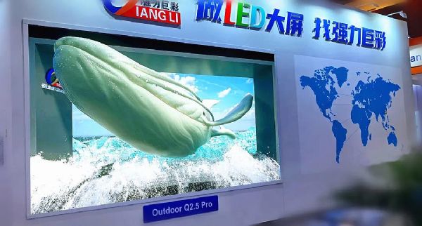 ����ֱ��������(qi��ng)���޲�ҕ�X(ju��)ʢ����������IFCչ��