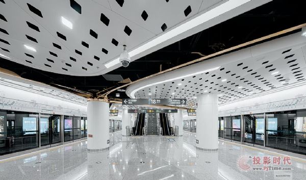 AOCȫ���齻ͨ�ИI(y��)�ṩ�ǻ��@ʾ��Q�������x���ǻ۽�ͨ���O(sh��)��