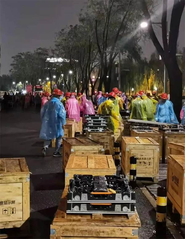 �����F����в�ж�����\��Ļ