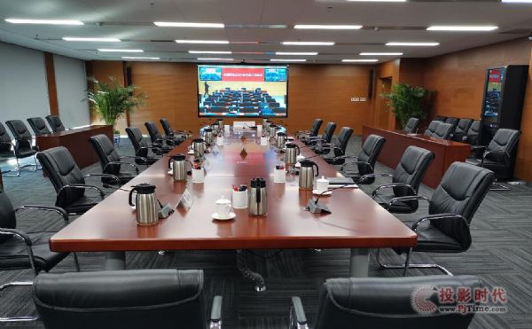 ��ҕͨ������ʯ���ƌW(xu��)���g(sh��)�о����Ŀ��ИǕ�(hu��)�hϵ�y(t��ng)���O(sh��)