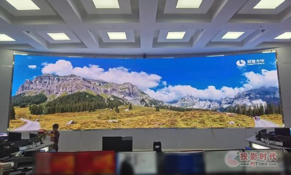 (li��n)����늸��ֵ�������R���ߺ��L��������(sh��)ʮ�|���Ź��C(li��n)�Ʒ�|(zh��)