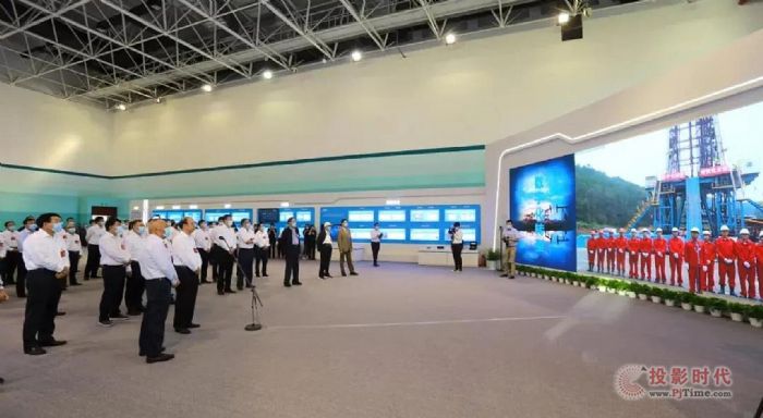 ���M�Ƽ���(chu��ng)�º͔��ֻ��D���������_���c��ʯ�ͿƼ��c��Ϣ����(chu��ng)��չ��