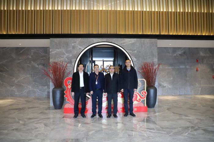 �B�T�����f(xi��)��ϯκ����һ���W�RǬ�չ���{(di��o)��ָ��(d��o)