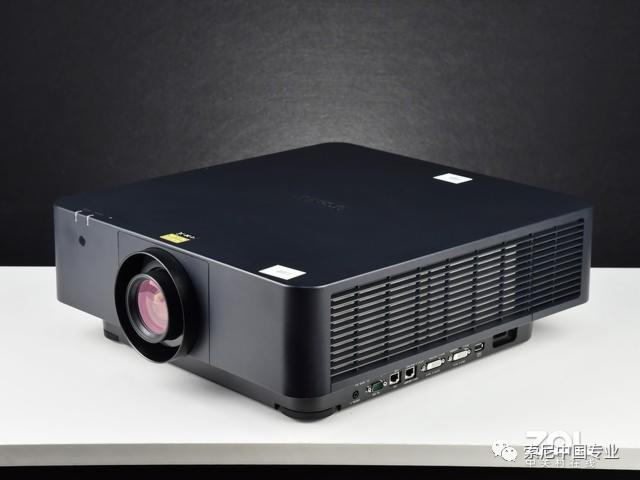 3LCDͶӰF755HZu(png)y(c)8000ȿm(yng)ࡰ(chng)桱