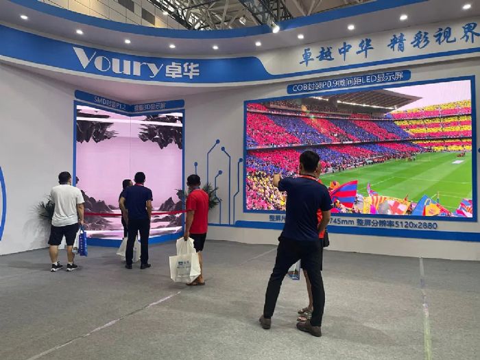 2022���ϰ������_Ļ����Voury׿�A�@�G��Ȧ��