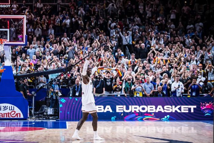 FIBA x ����(li��n)�Ϯa(ch��n)Ʒ�ذ��l(f��)��������2022�л@�W�ޱ��A���٬F(xi��n)��