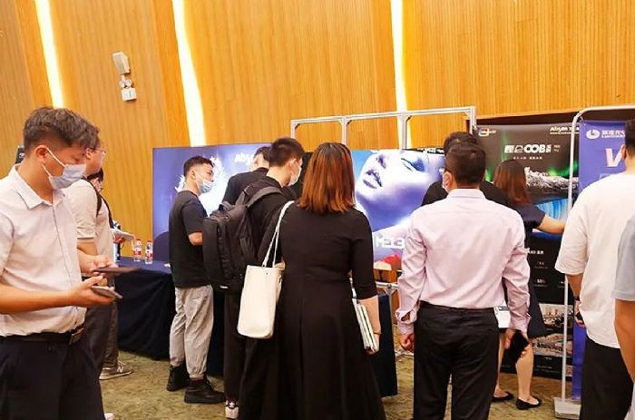 ���m(x��)����9�°���ɭƷ�ƠI�N��Ӿ��ʻ��