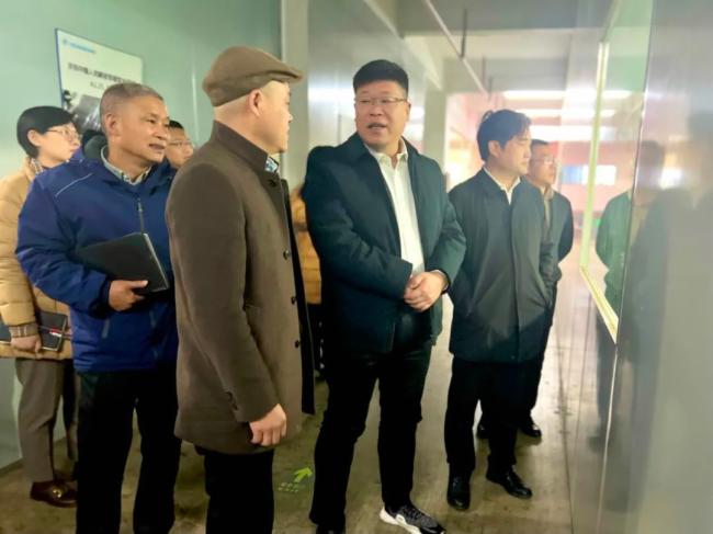 �x����ί��ί�������L��I(xi��n)һ���W�R�����_(d��)����{(di��o)��ָ��(d��o)������