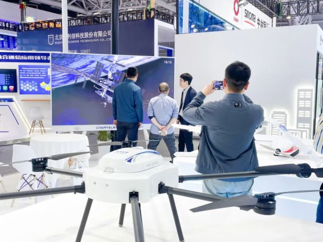 ���g(sh��)�鷫��ʢ�b����(l��i)|��(chu��ng)�@��늎������M(j��n)2023���ݔ�(sh��)����(hu��)��������˲�g