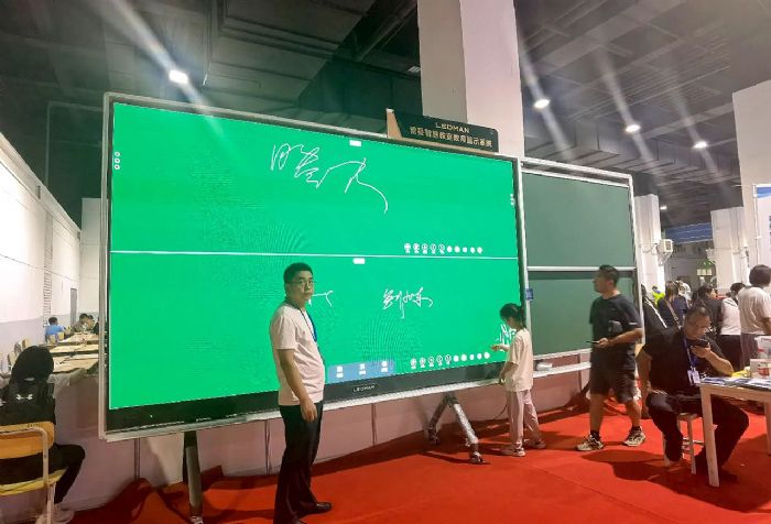 ���M�������ֻ��������������ɹŽ����b��չ