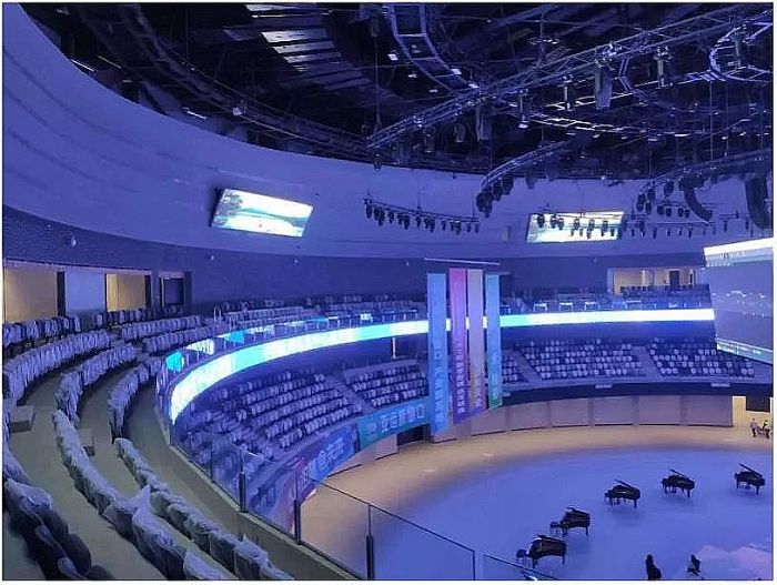 ��˼LED�@ʾ �� �Ƽ�ҫ�@��19�ú��݁��\(y��n)��(hu��)ِ�¾���