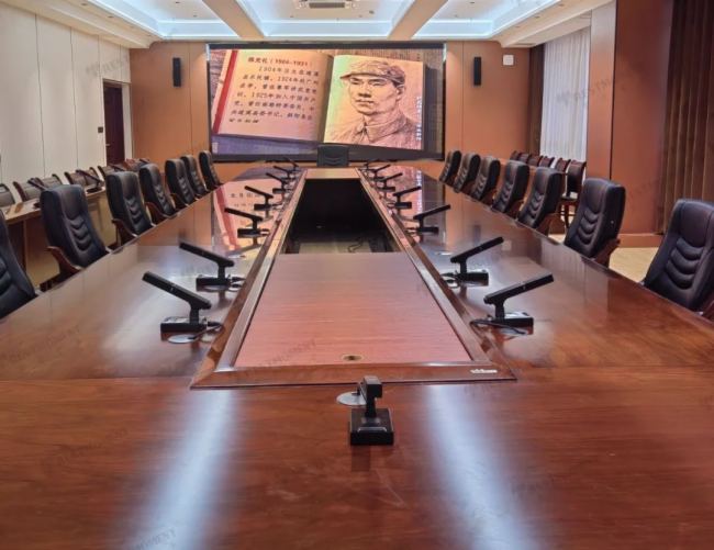 ������������V��ĳ��У���ǻ�У�@�����O(sh��)