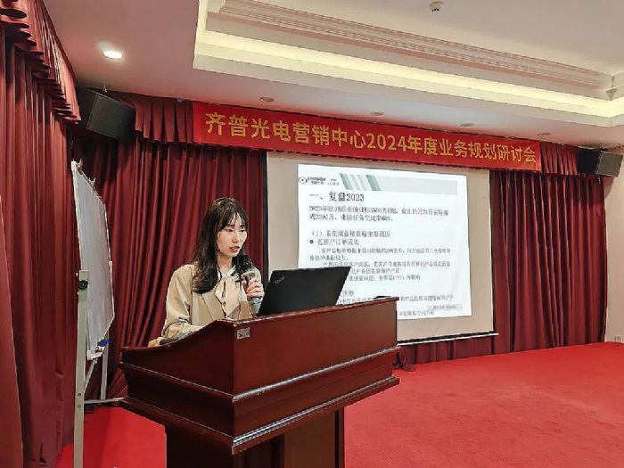 �R�չ�늠I�N�����e����ȘI(y��)��(w��)Ҏ(gu��)����ӑ��(�D8)