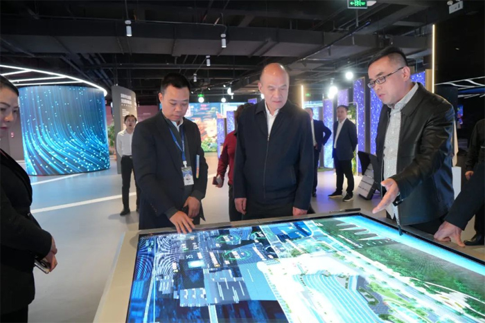 ���Ϻ����ί��ӛ��Խ��һ���W�R��������